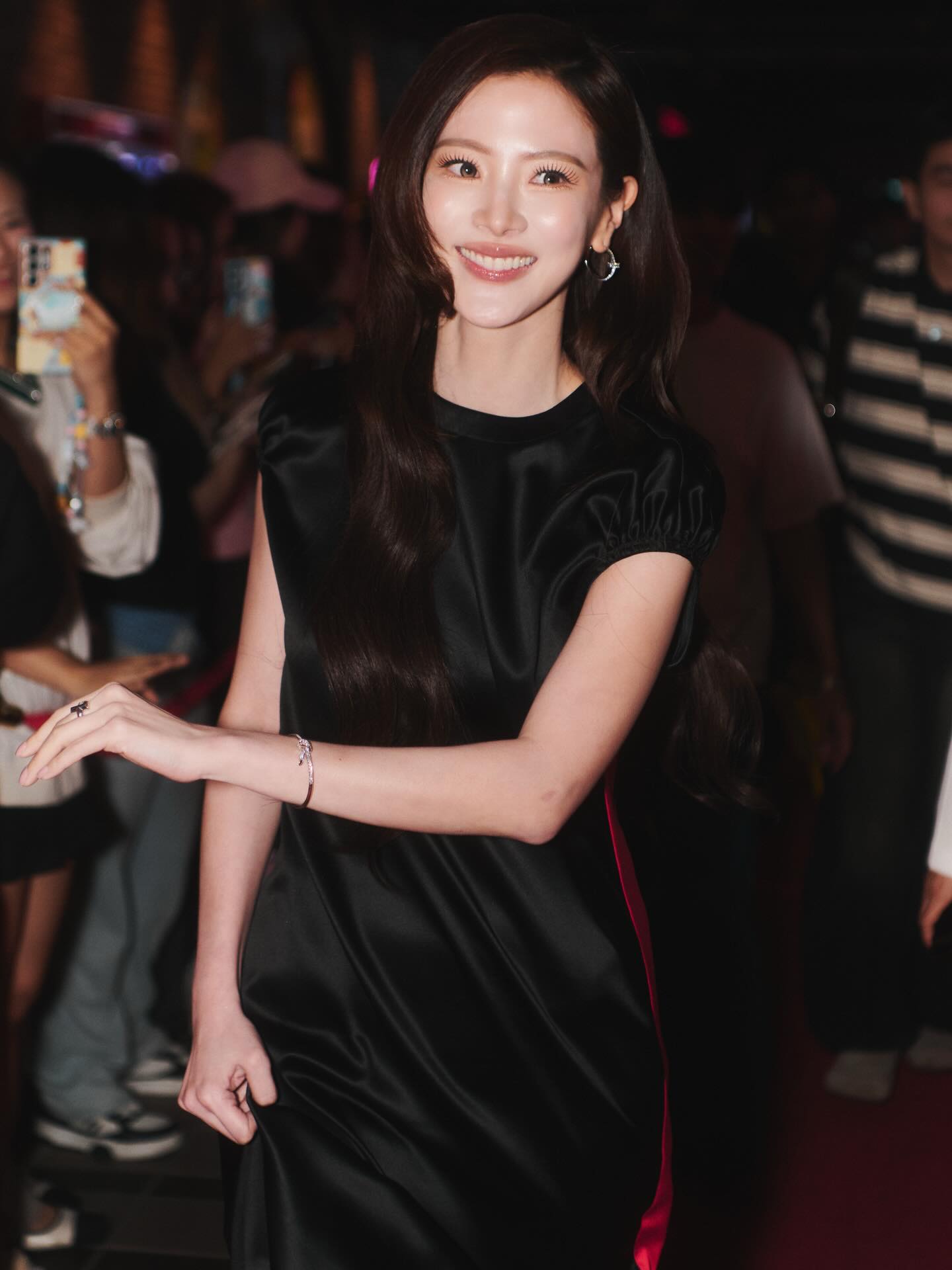 ใบเฟิร์น - พิมพ์ชนก ลือวิเศษไพบูลย์