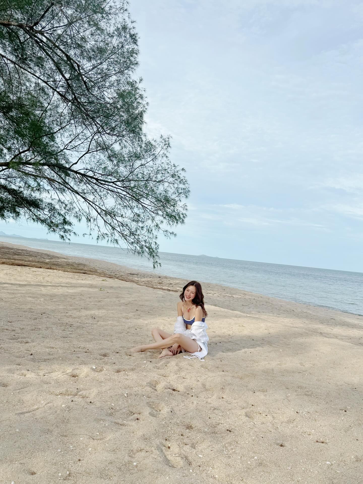 ใบเฟิร์น - พิมพ์ชนก ลือวิเศษไพบูลย์