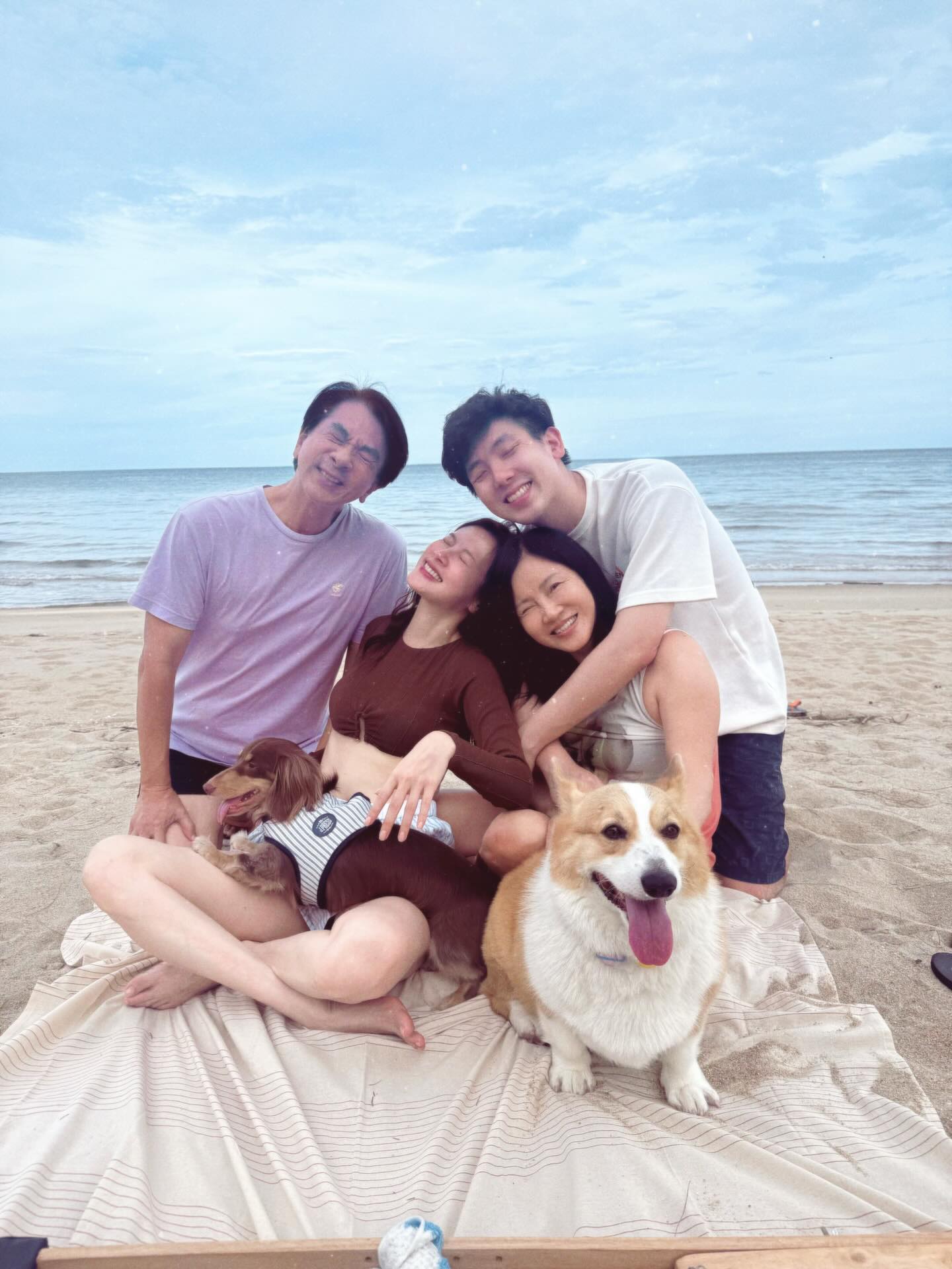 ใบเฟิร์น - พิมพ์ชนก ลือวิเศษไพบูลย์