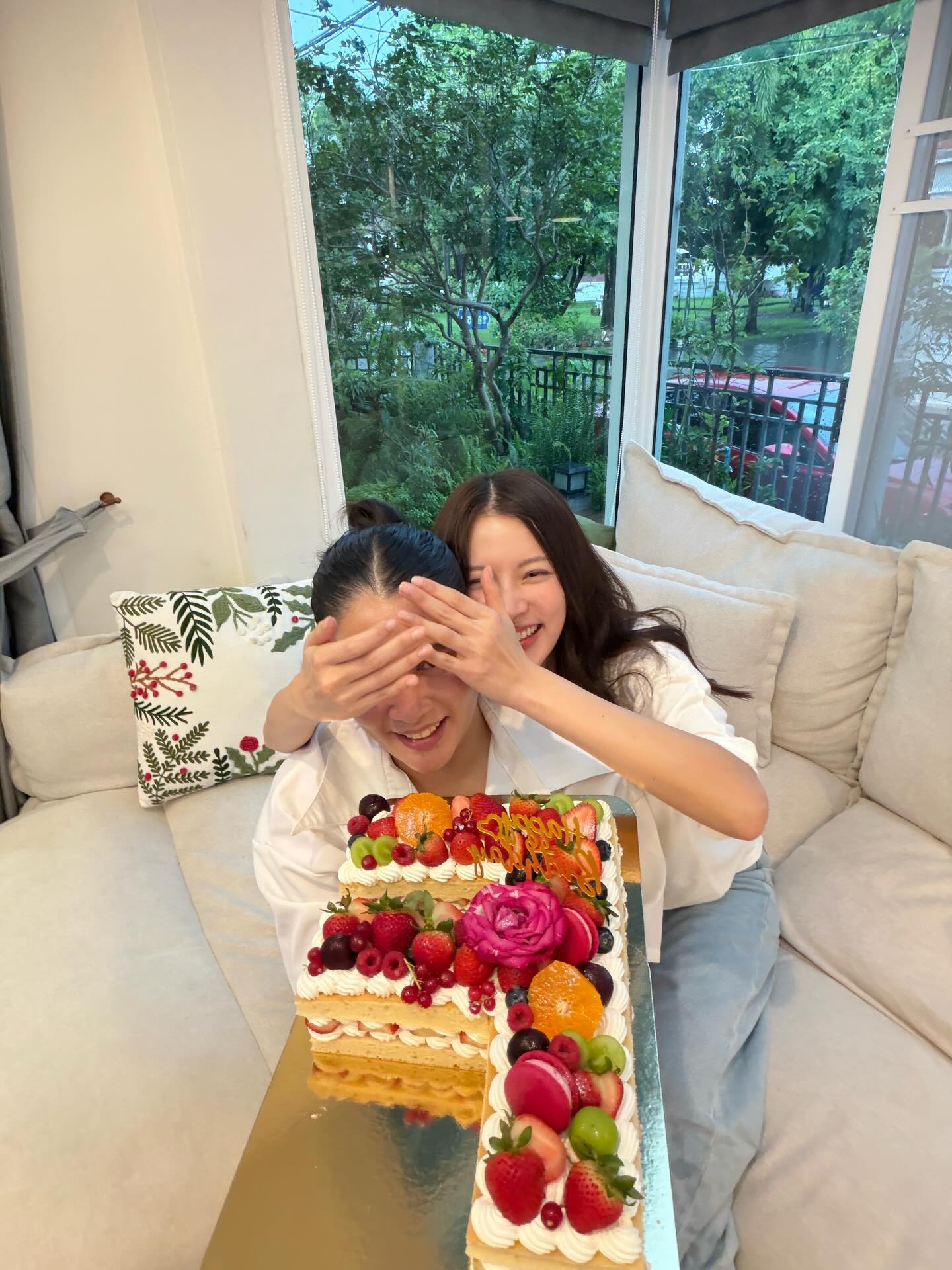 ใบเฟิร์น - พิมพ์ชนก ลือวิเศษไพบูลย์