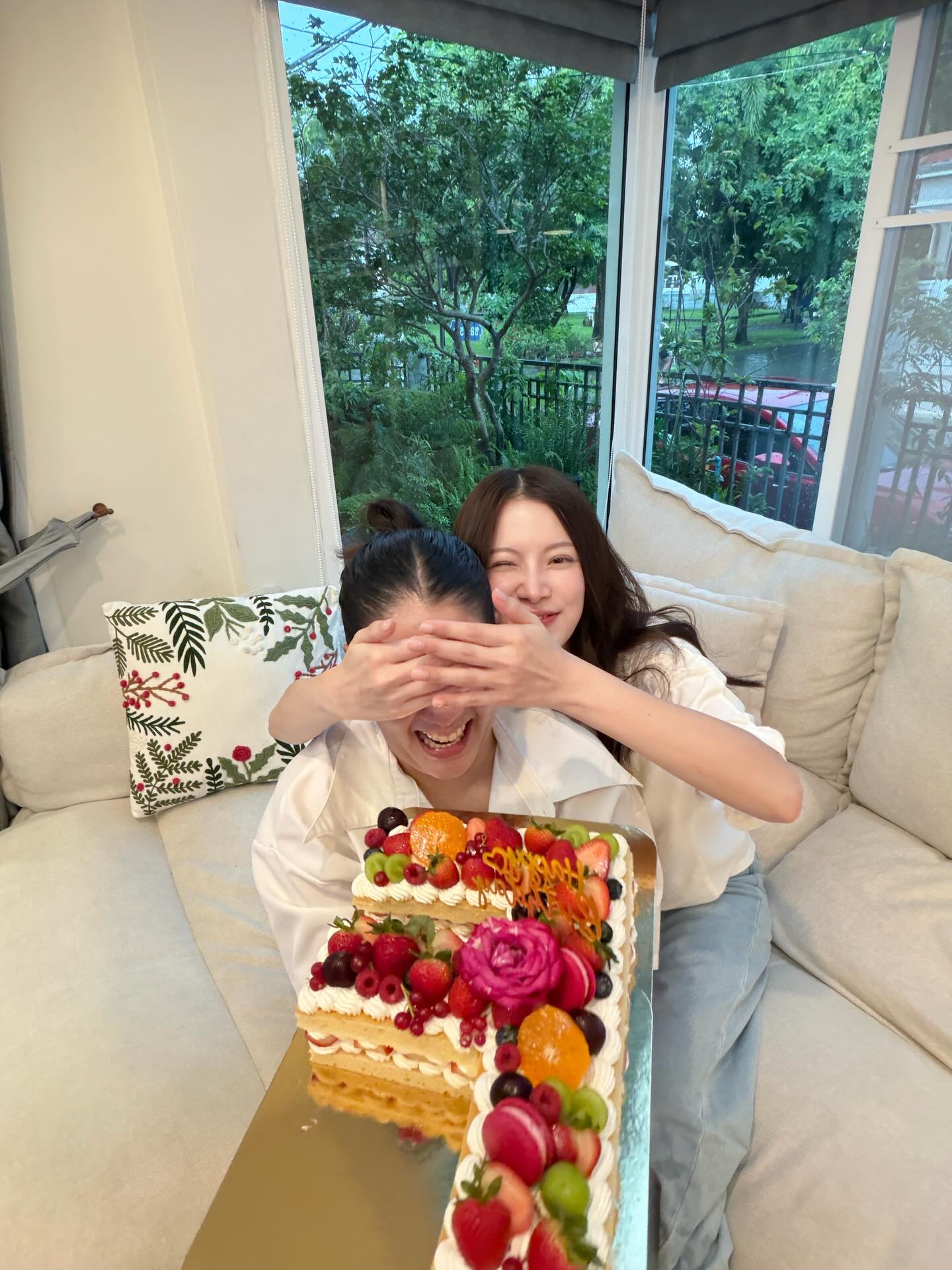 ใบเฟิร์น - พิมพ์ชนก ลือวิเศษไพบูลย์