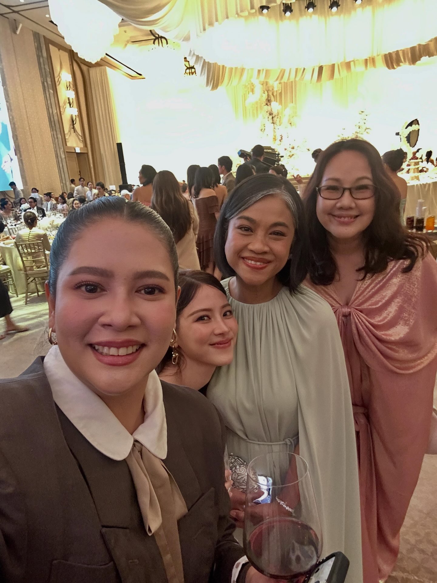 ใบเฟิร์น - พิมพ์ชนก ลือวิเศษไพบูลย์