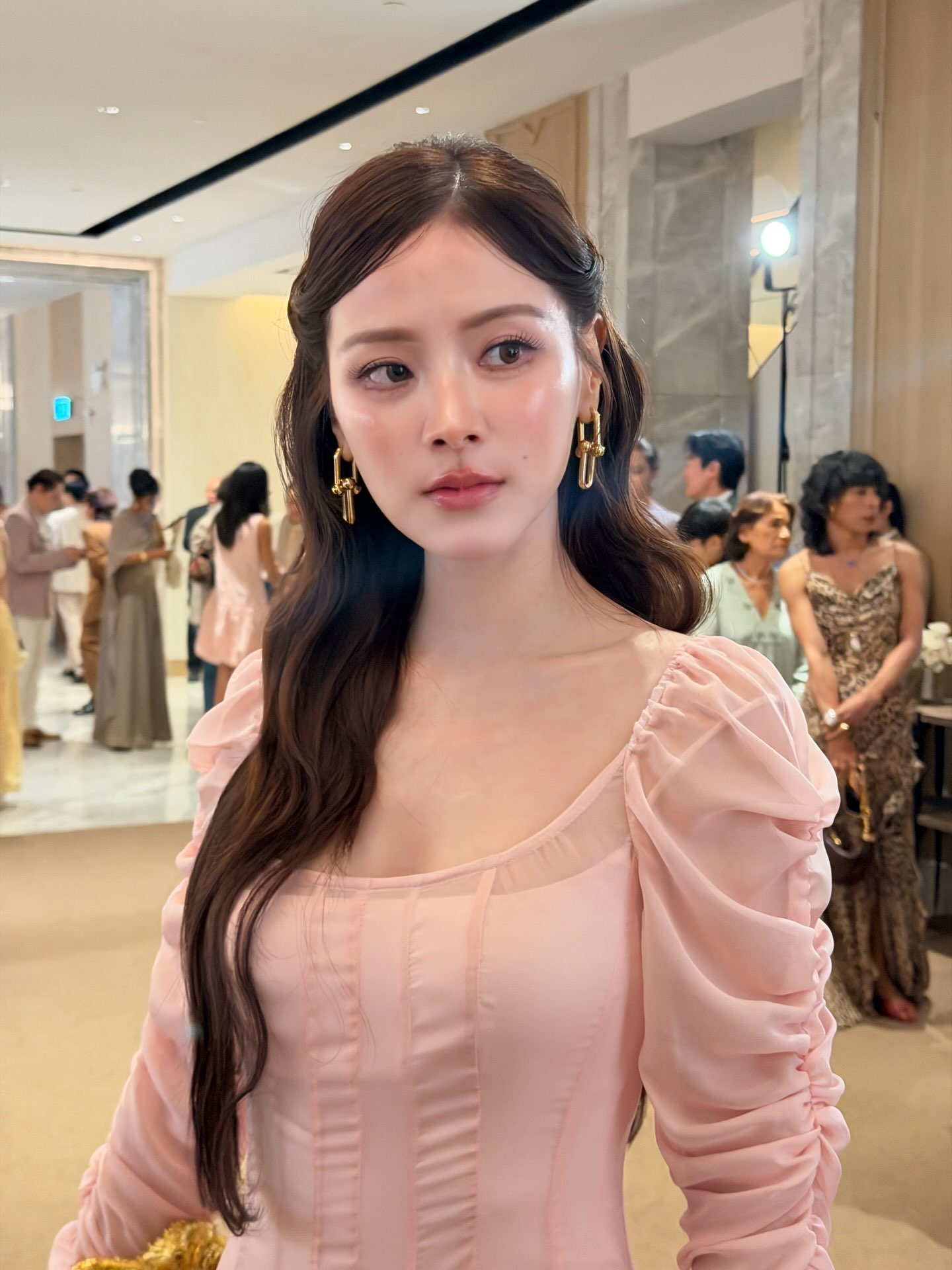ใบเฟิร์น - พิมพ์ชนก ลือวิเศษไพบูลย์