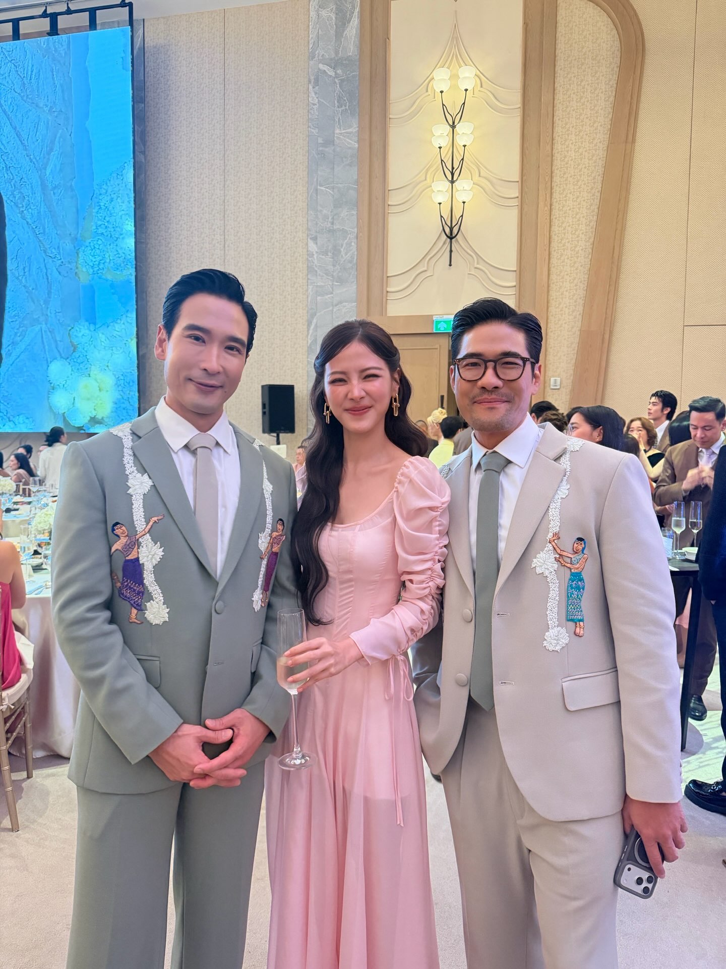 ใบเฟิร์น - พิมพ์ชนก ลือวิเศษไพบูลย์