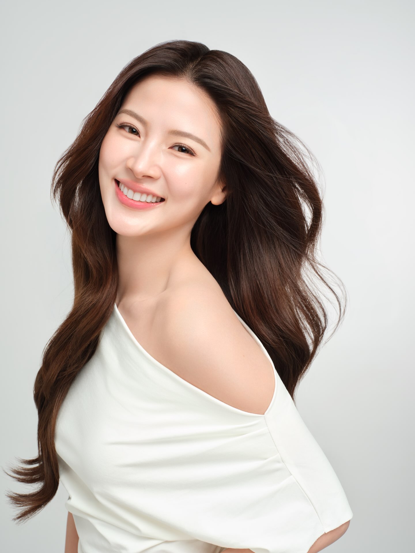 ใบเฟิร์น - พิมพ์ชนก ลือวิเศษไพบูลย์