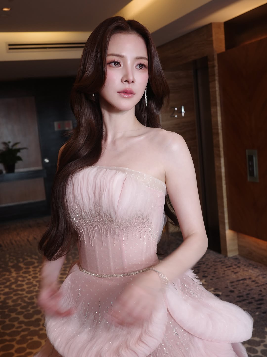 ใบเฟิร์น - พิมพ์ชนก ลือวิเศษไพบูลย์