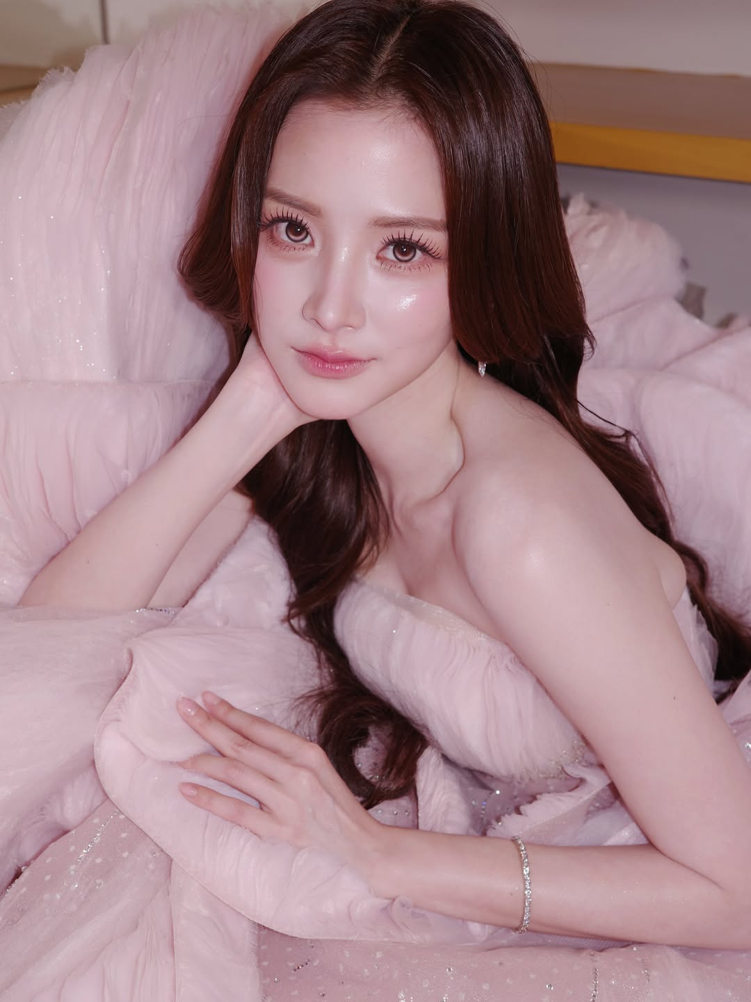 ใบเฟิร์น - พิมพ์ชนก ลือวิเศษไพบูลย์