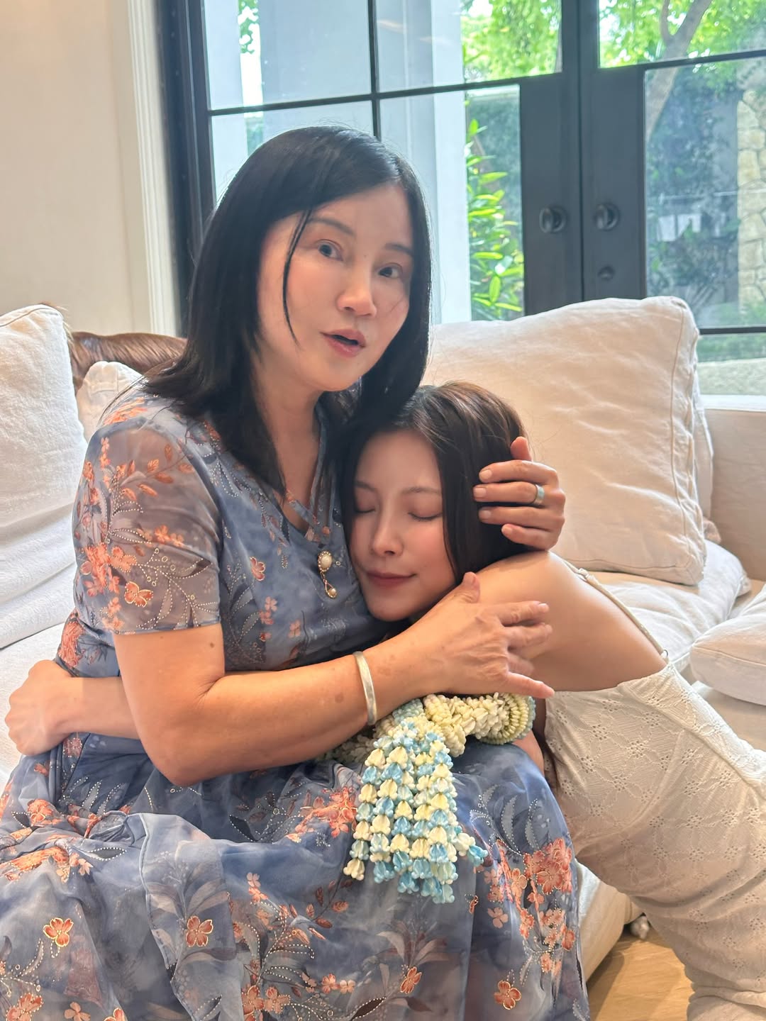 ใบเฟิร์น - พิมพ์ชนก ลือวิเศษไพบูลย์