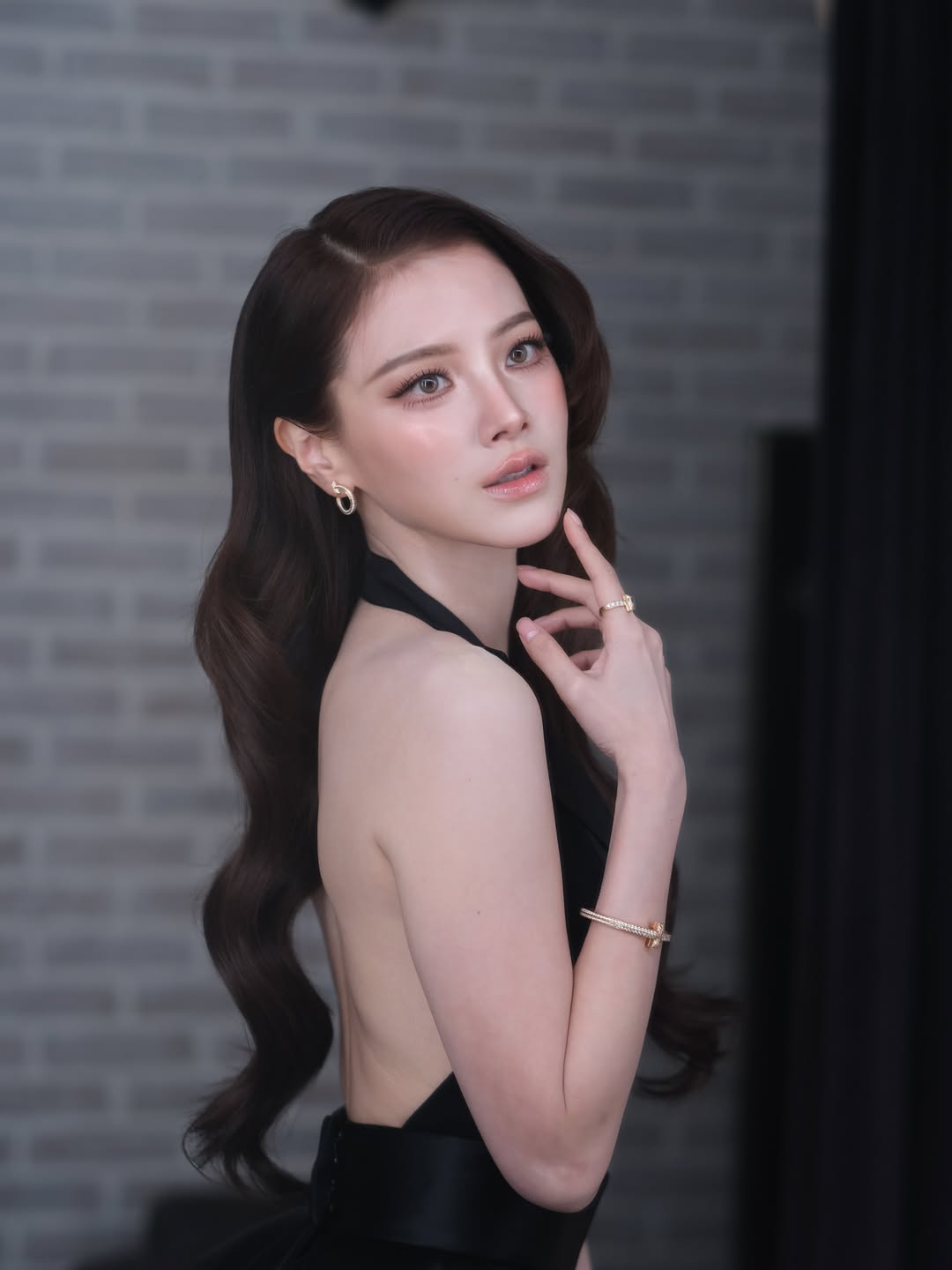 ใบเฟิร์น - พิมพ์ชนก ลือวิเศษไพบูลย์