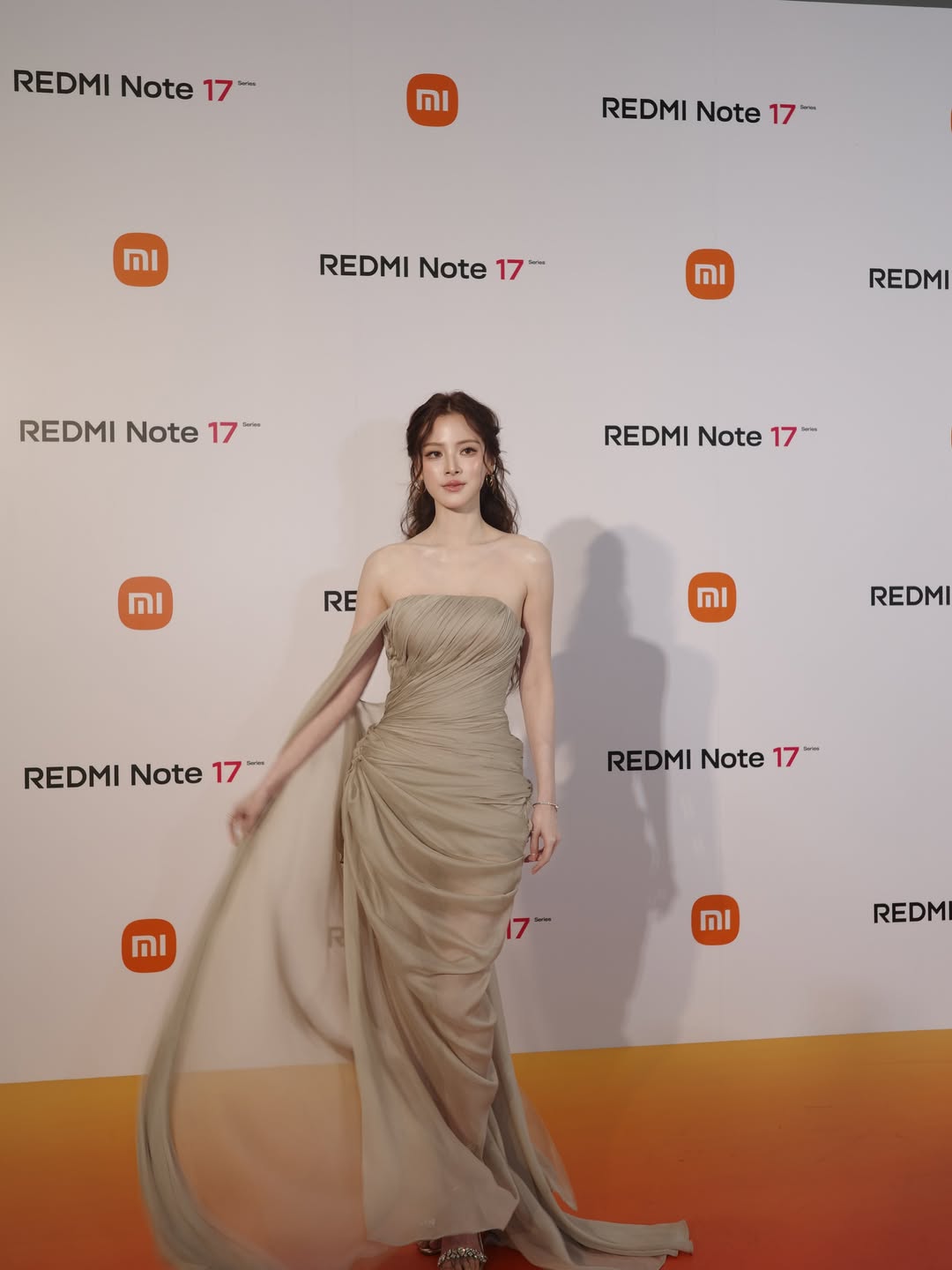 ใบเฟิร์น - พิมพ์ชนก ลือวิเศษไพบูลย์