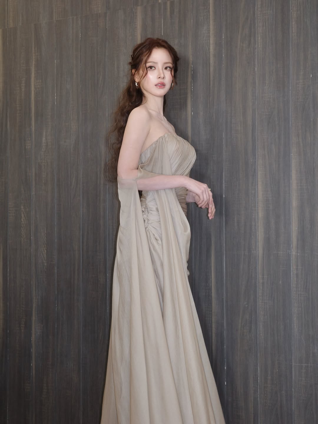 ใบเฟิร์น - พิมพ์ชนก ลือวิเศษไพบูลย์