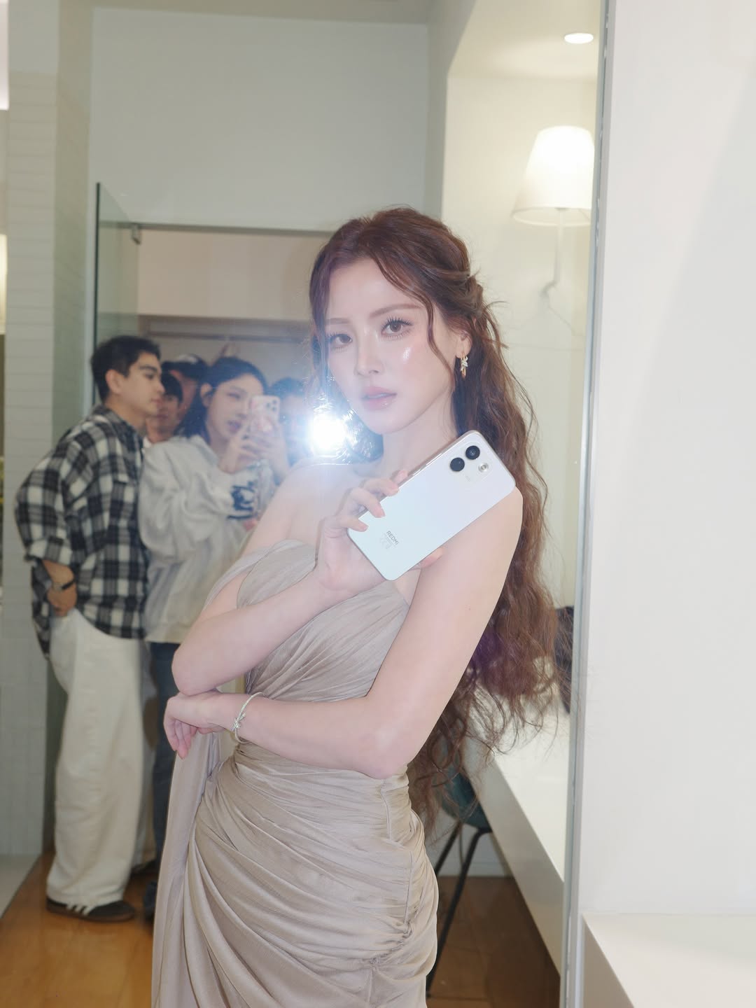 ใบเฟิร์น - พิมพ์ชนก ลือวิเศษไพบูลย์