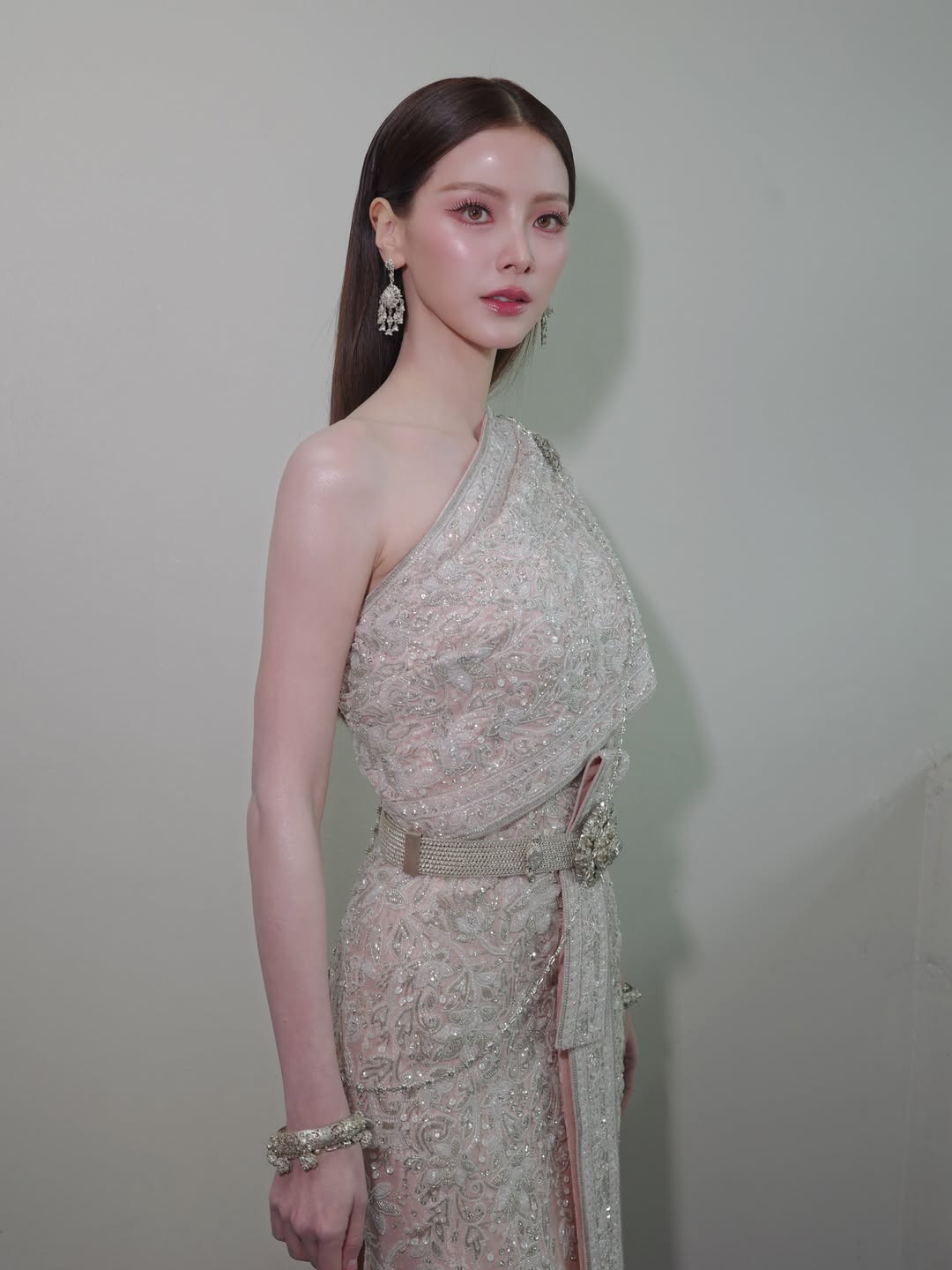 ใบเฟิร์น - พิมพ์ชนก ลือวิเศษไพบูลย์