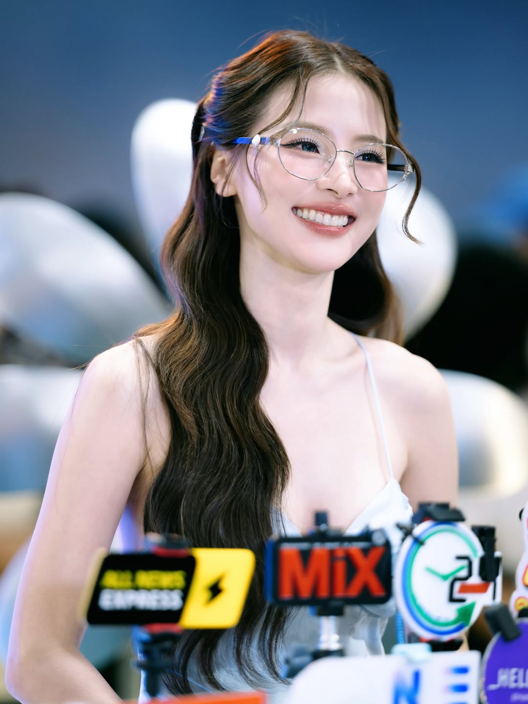 ใบเฟิร์น - พิมพ์ชนก ลือวิเศษไพบูลย์