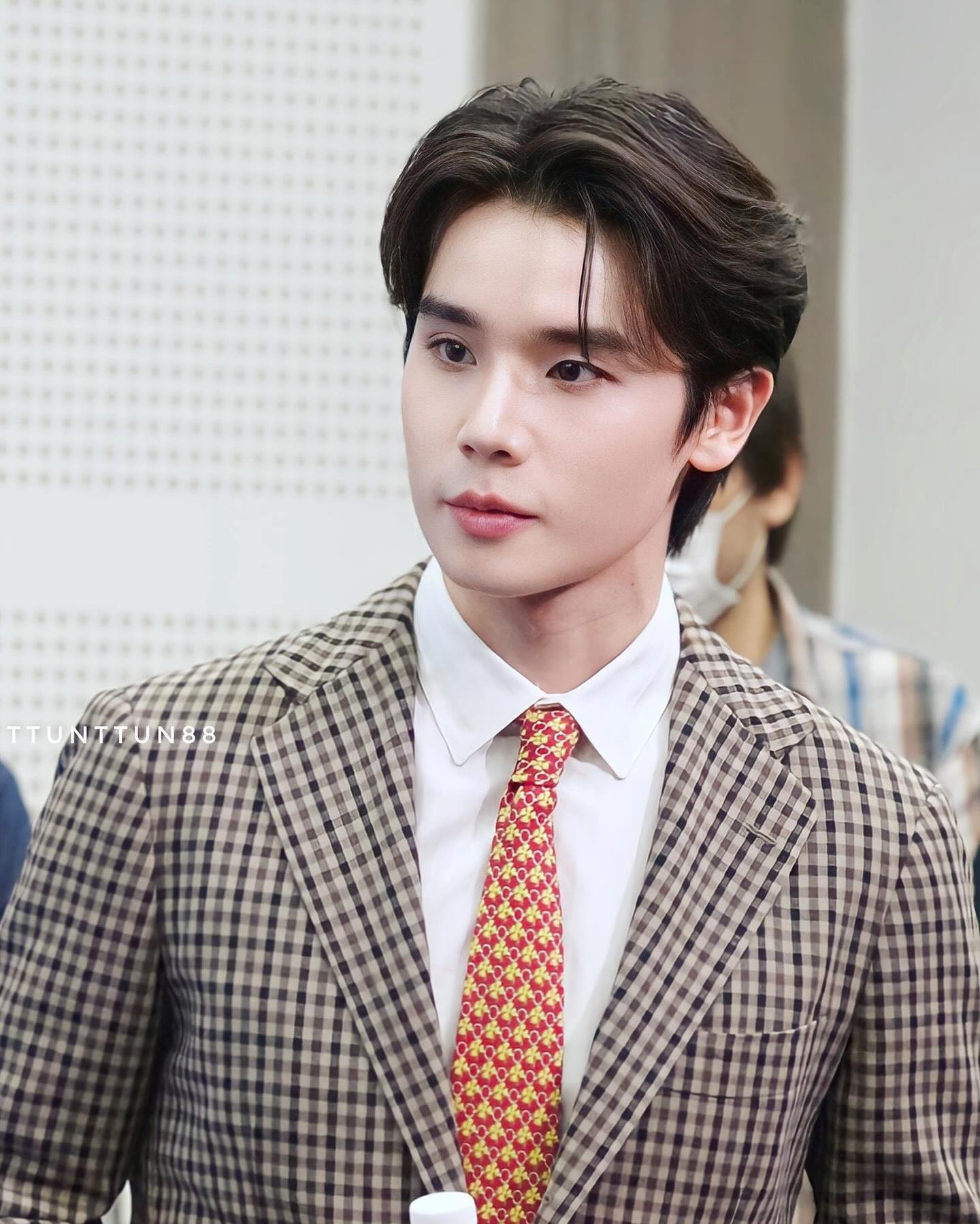 จิมมี่ - จิตรพล โพธิวิหค