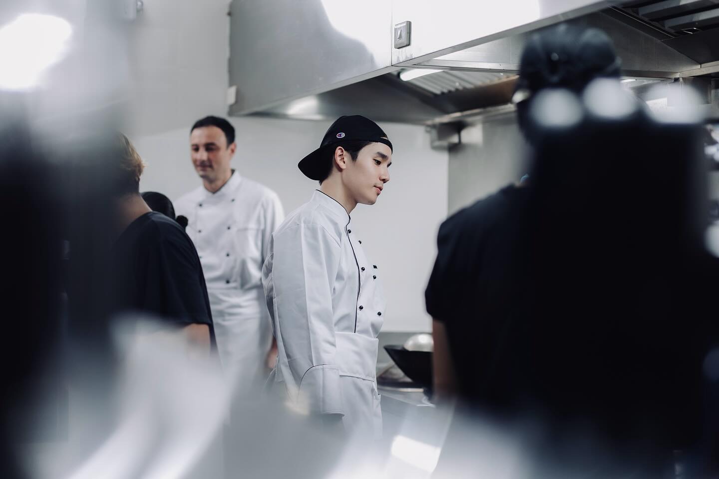 จิมมี่ - จิตรพล โพธิวิหค