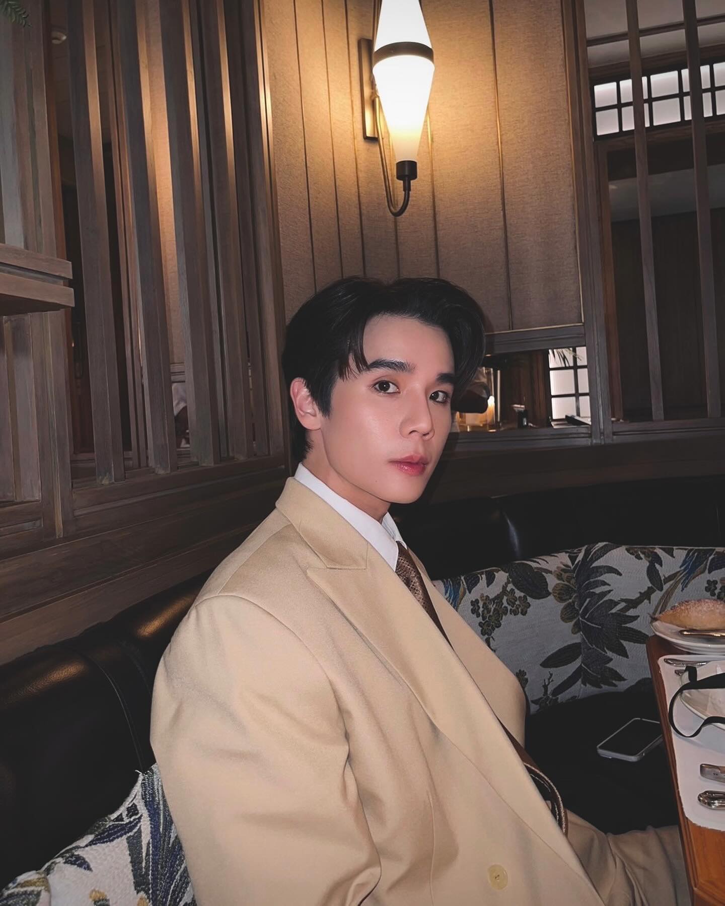 จิมมี่ - จิตรพล โพธิวิหค