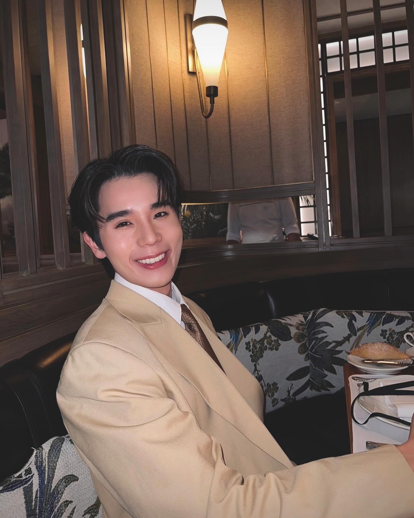 จิมมี่ - จิตรพล โพธิวิหค