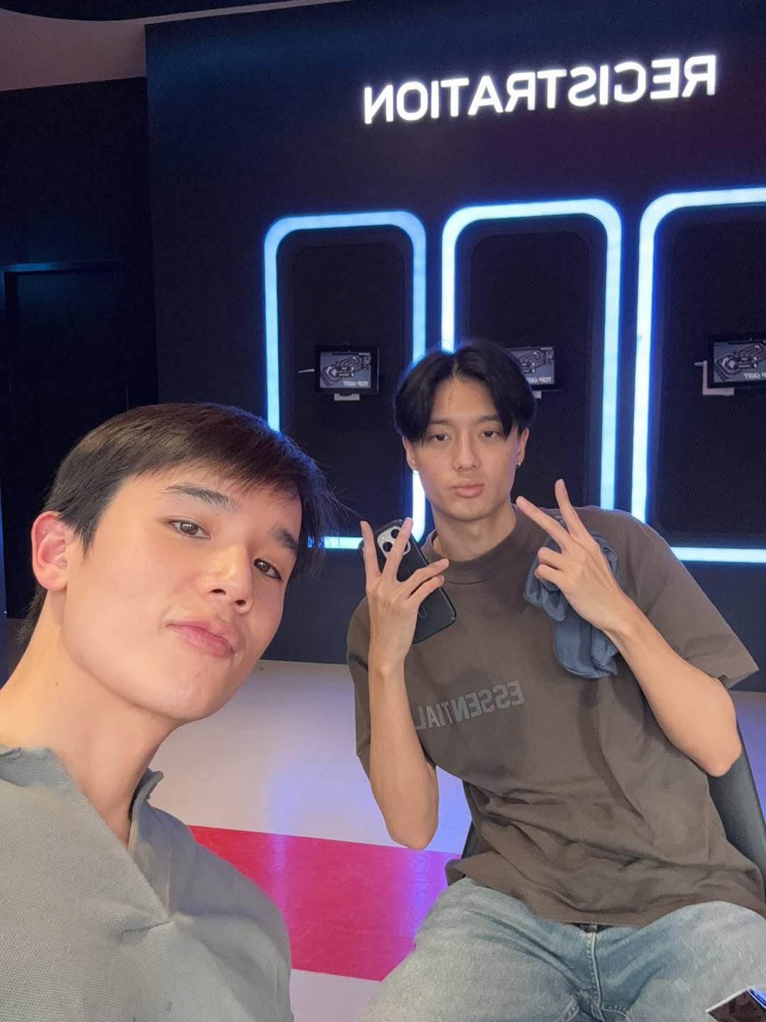 จิมมี่ - จิตรพล โพธิวิหค
