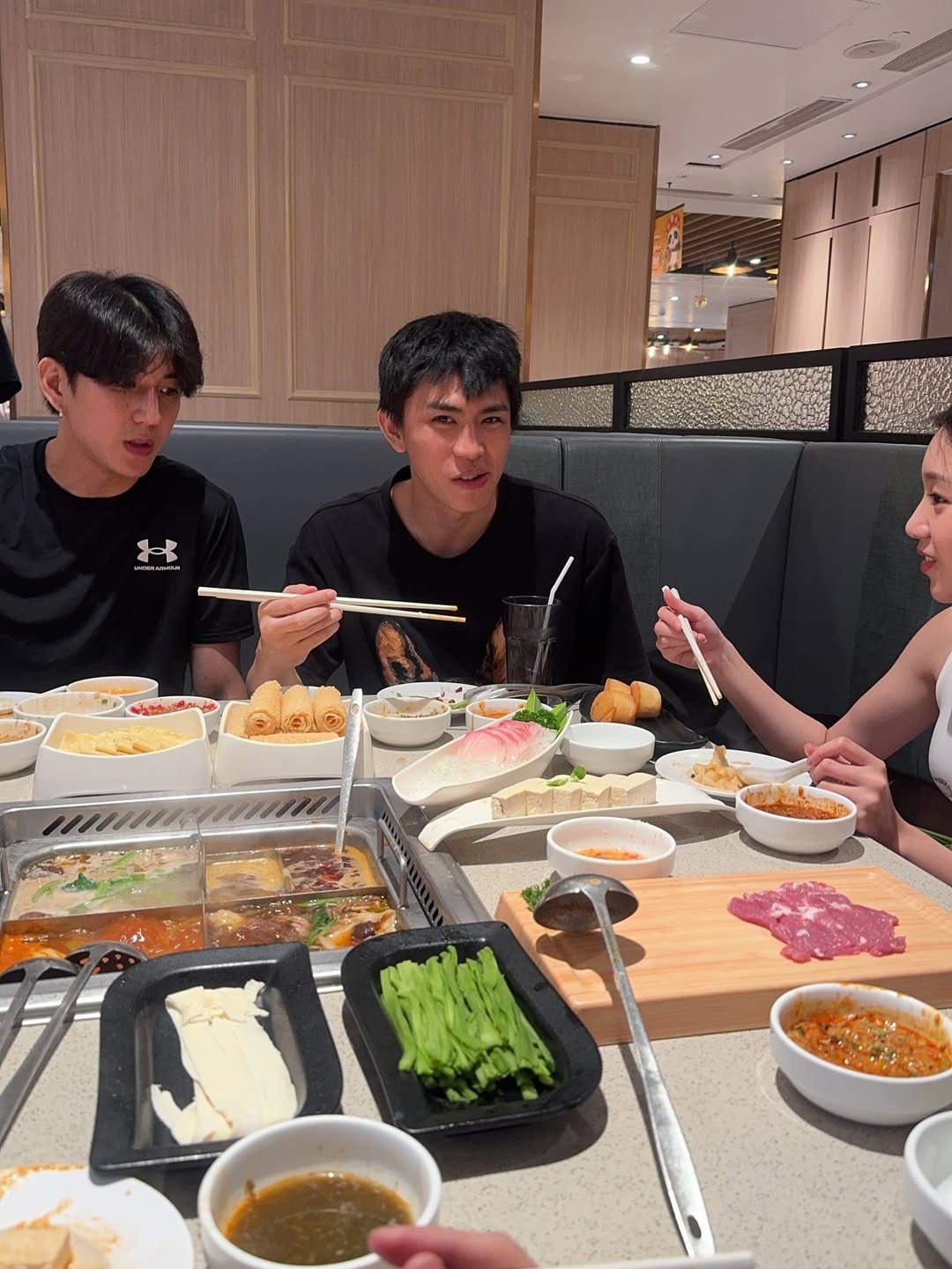 จิมมี่ - จิตรพล โพธิวิหค
