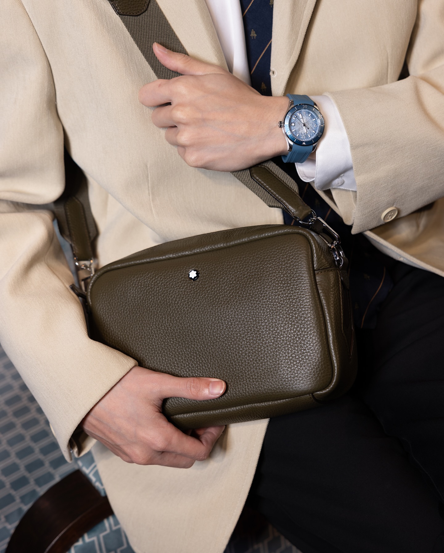 จิมมี่ - จิตรพล โพธิวิหค