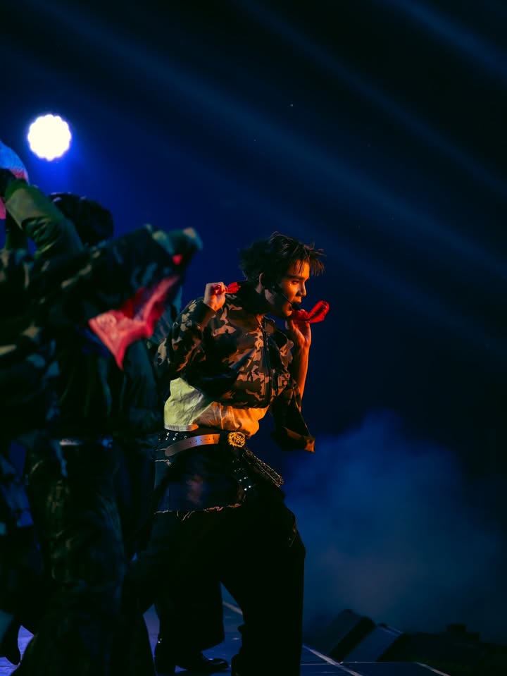 จิมมี่ - จิตรพล โพธิวิหค