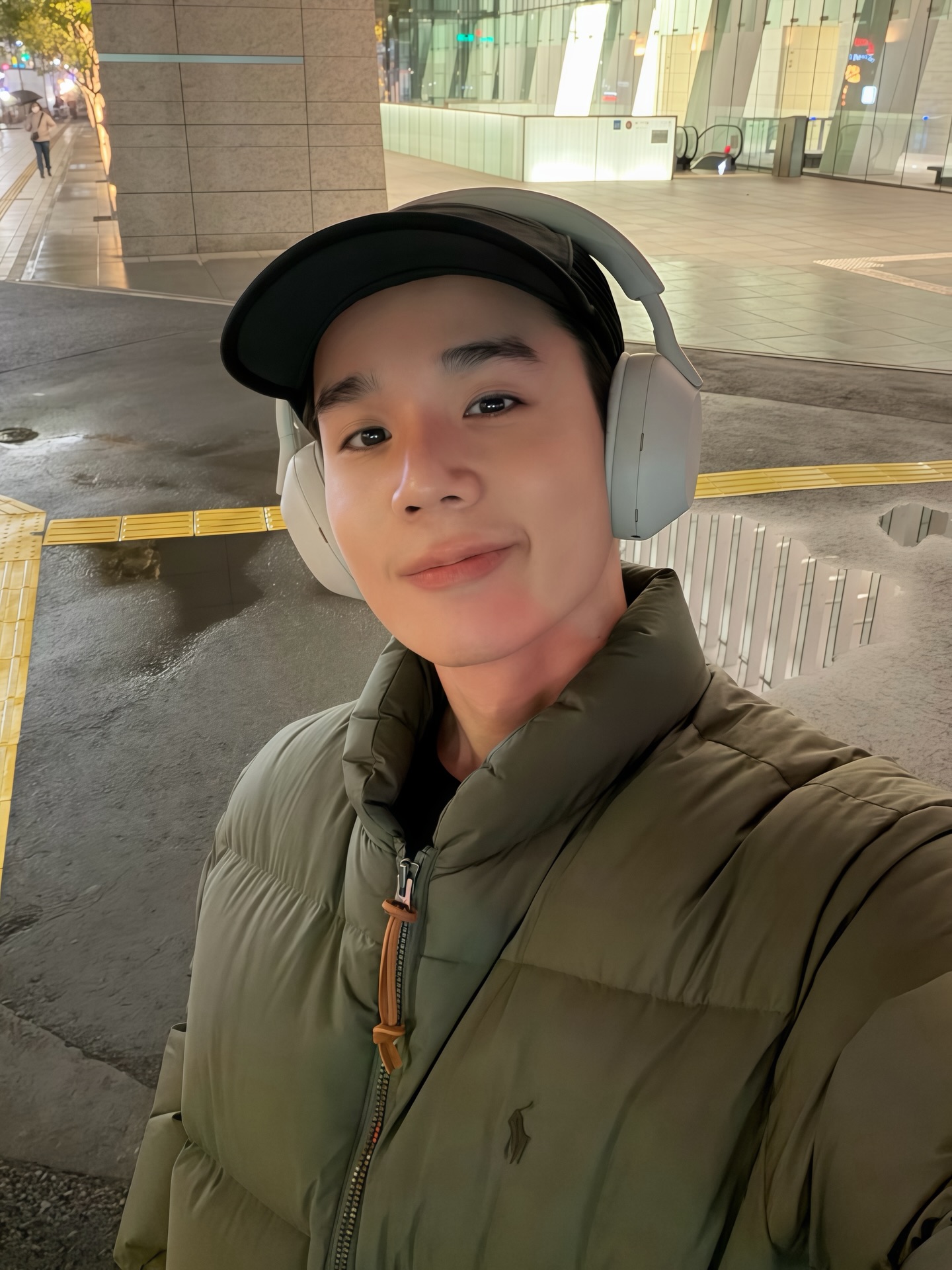 จิมมี่ - จิตรพล โพธิวิหค