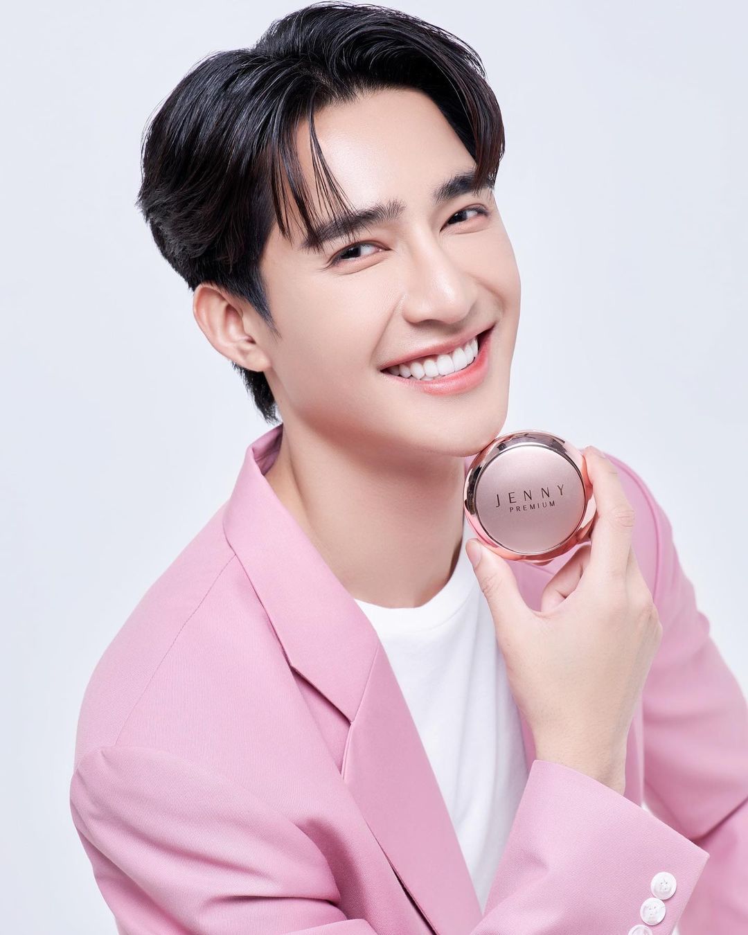 เอิร์ท - พิรพัฒน์ วัฒนเศรษสิริ