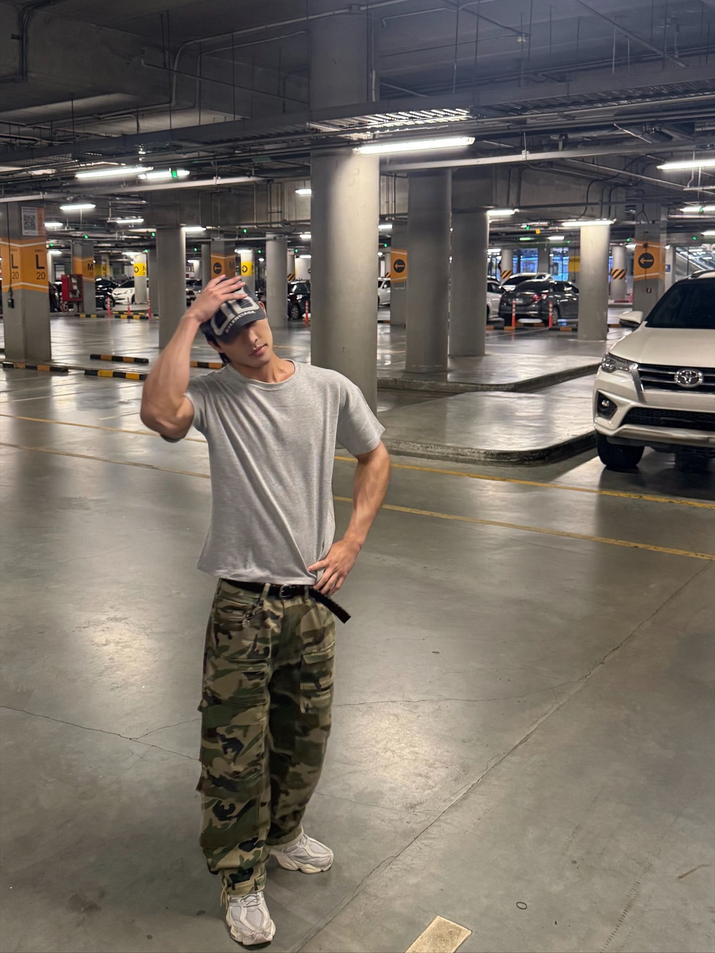 เอิร์ท - พิรพัฒน์ วัฒนเศรษสิริ