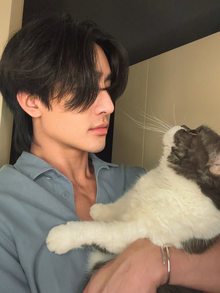 เอิร์ท - พิรพัฒน์ วัฒนเศรษสิริ