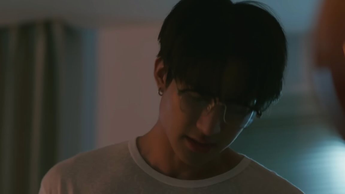 เอิร์ท - พิรพัฒน์ วัฒนเศรษสิริ