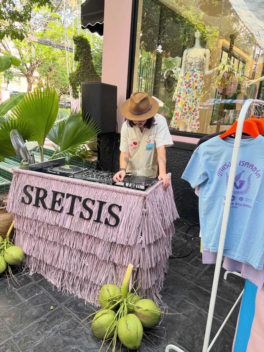 เจนี่ เทียนโพธิ์สุวรรณ์