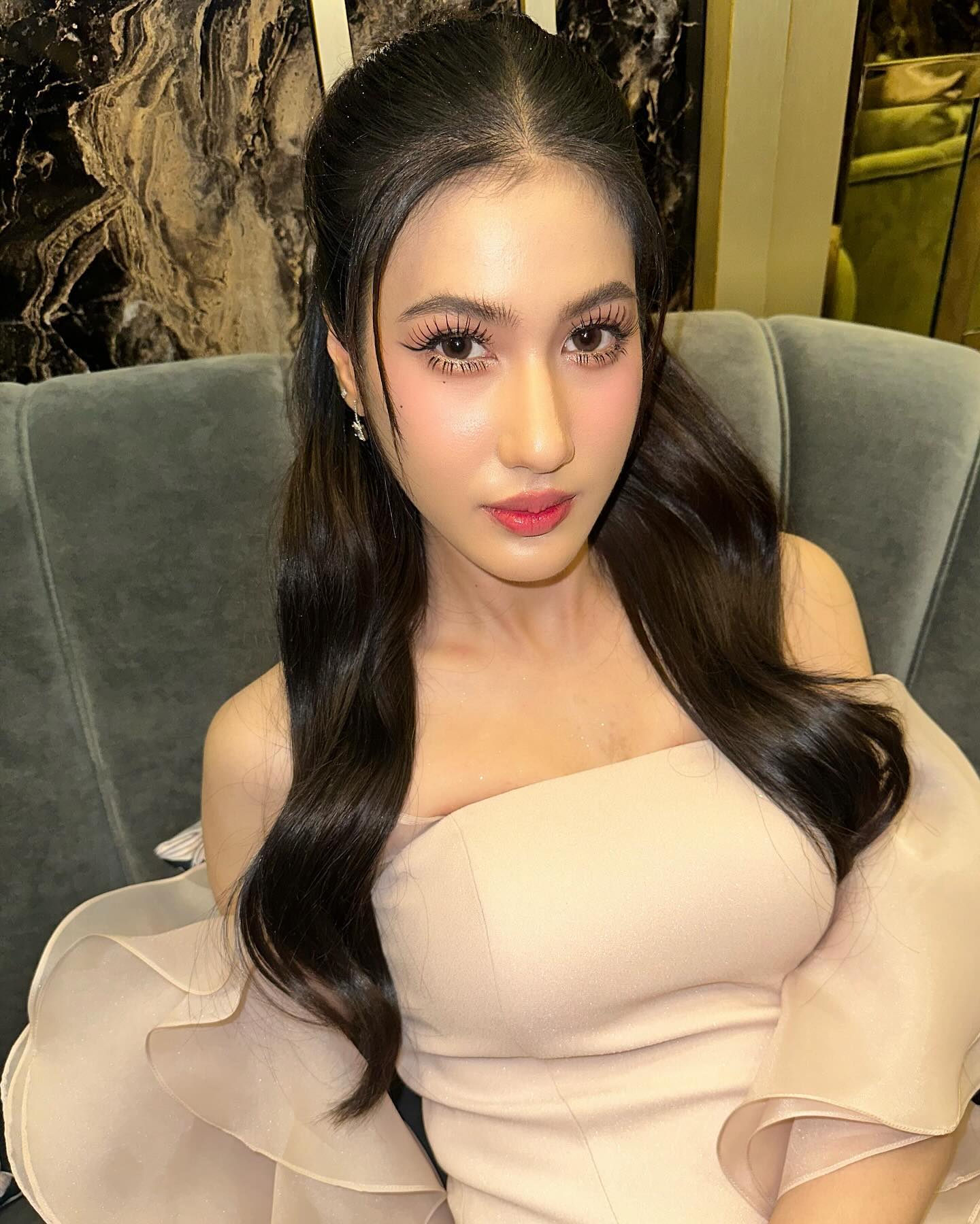พิ้งค์พลอย - ปภาวดี ชาญสมอน