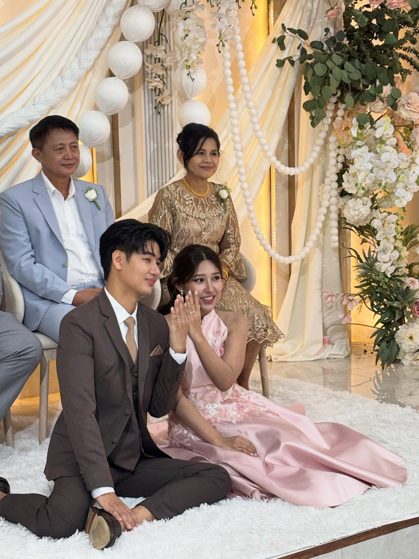 พิ้งค์พลอย - ปภาวดี ชาญสมอน