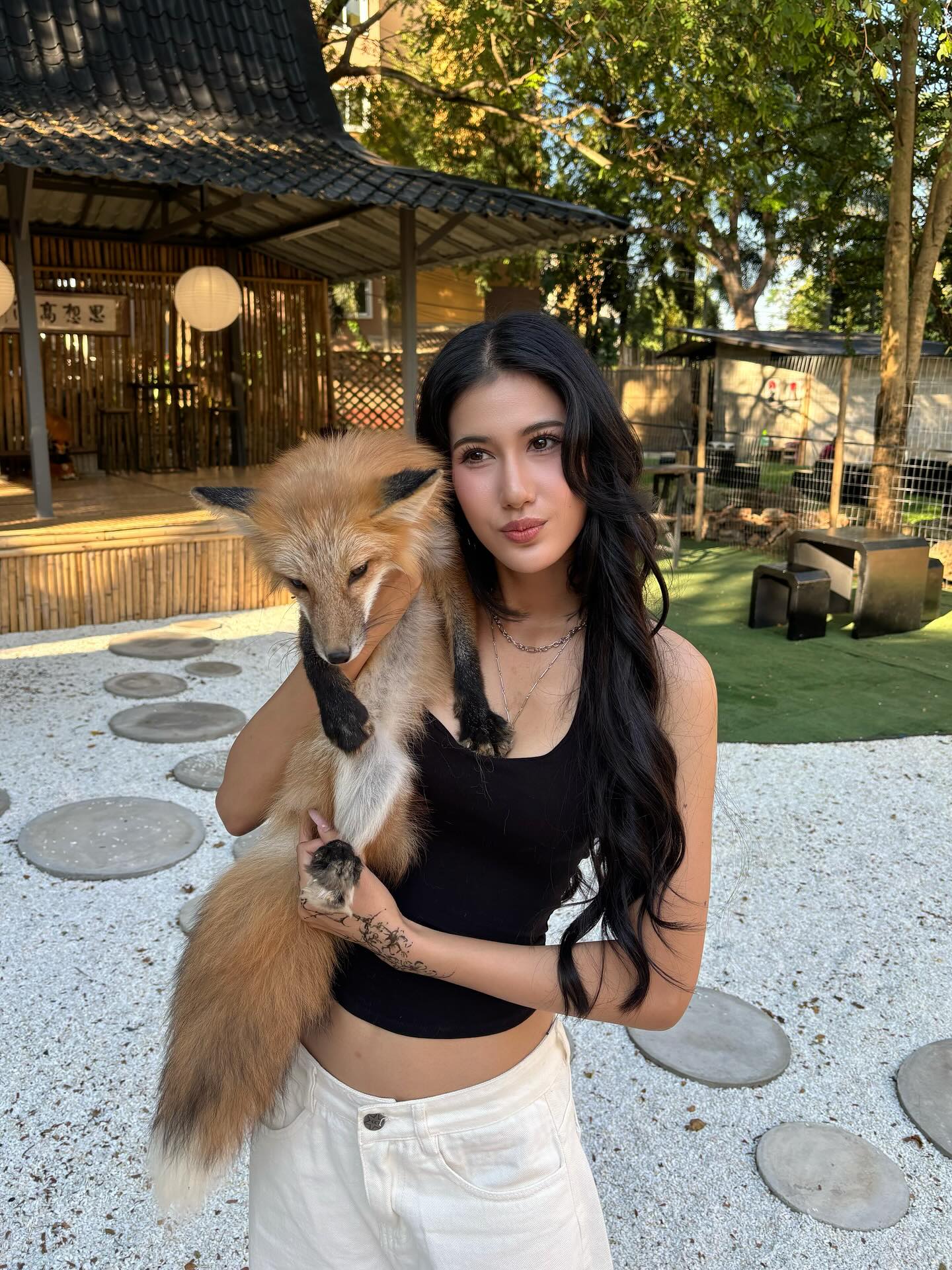 พิ้งค์พลอย - ปภาวดี ชาญสมอน