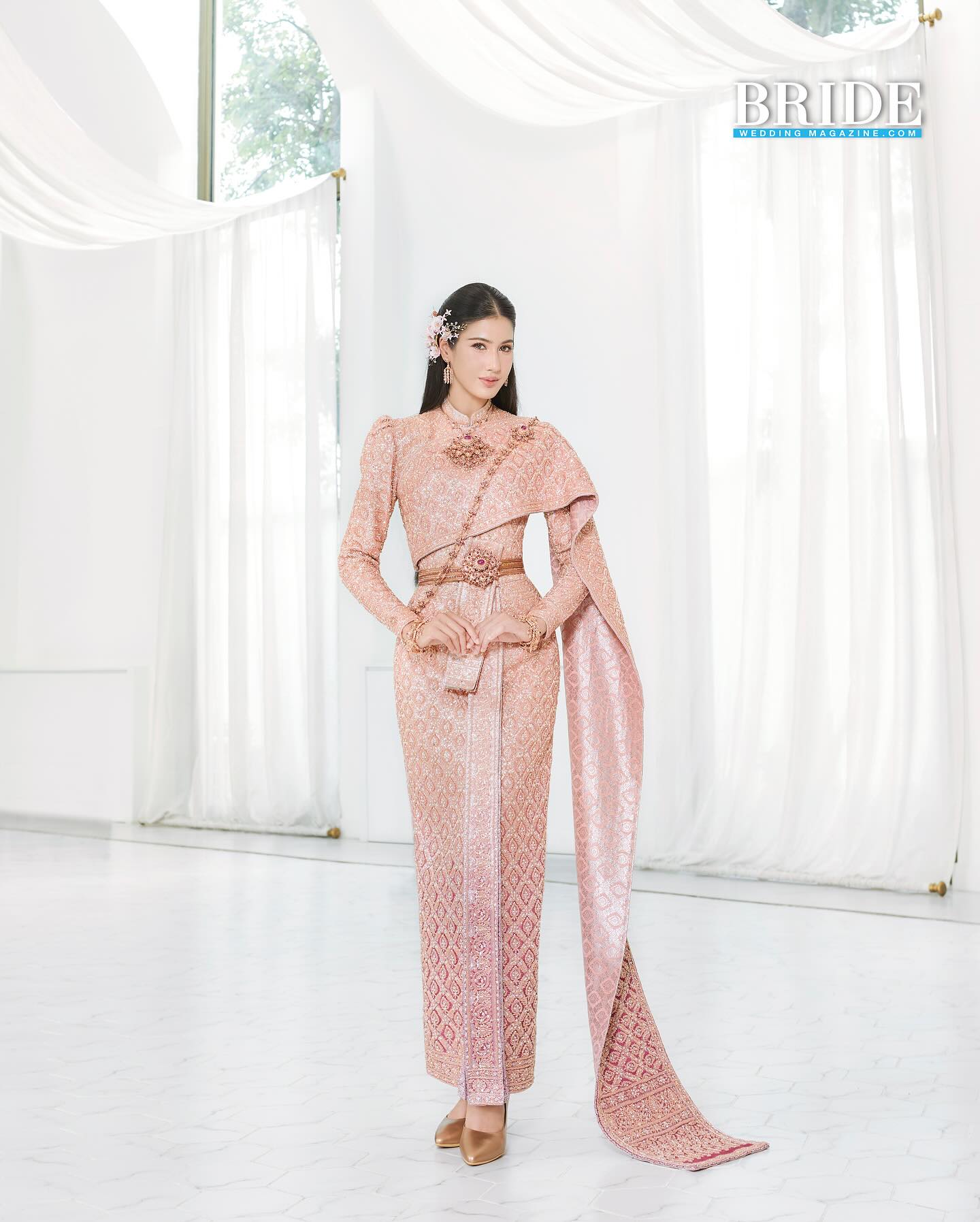 พิ้งค์พลอย - ปภาวดี ชาญสมอน