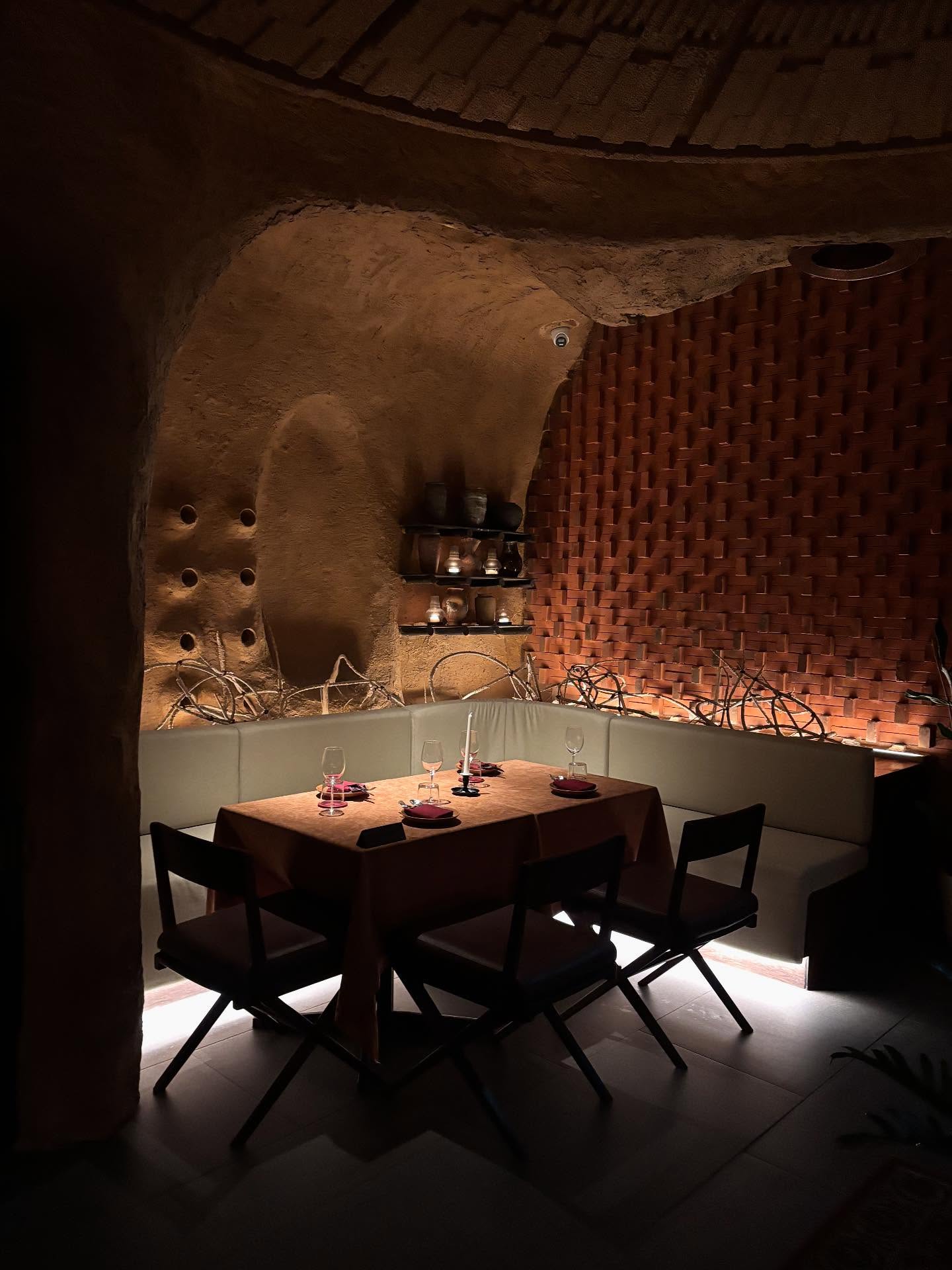 พิ้งค์พลอย - ปภาวดี ชาญสมอน