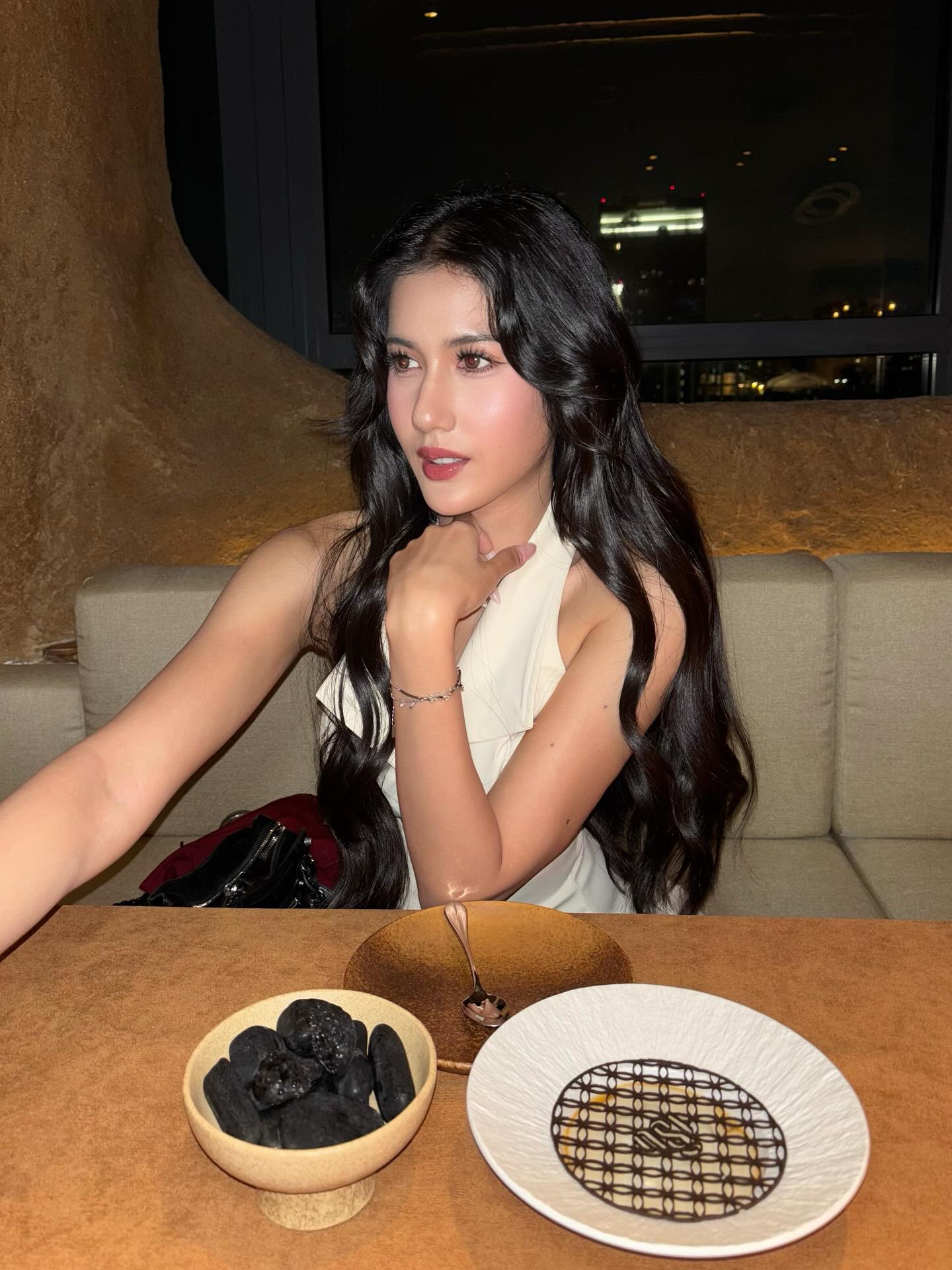 พิ้งค์พลอย - ปภาวดี ชาญสมอน