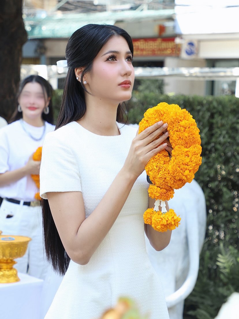 พิ้งค์พลอย - ปภาวดี ชาญสมอน