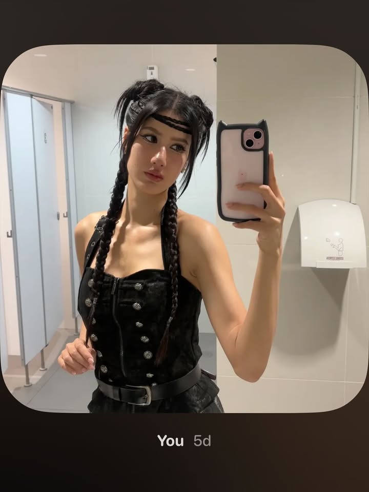 พิ้งค์พลอย - ปภาวดี ชาญสมอน