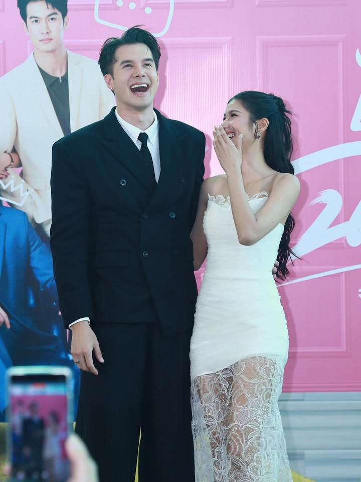 พิ้งค์พลอย - ปภาวดี ชาญสมอน