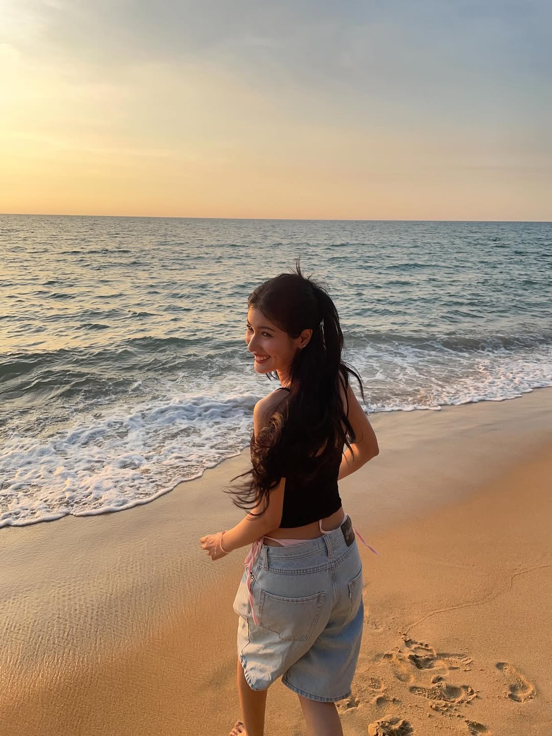 พิ้งค์พลอย - ปภาวดี ชาญสมอน