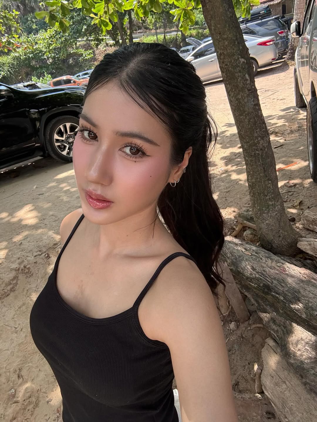 พิ้งค์พลอย - ปภาวดี ชาญสมอน