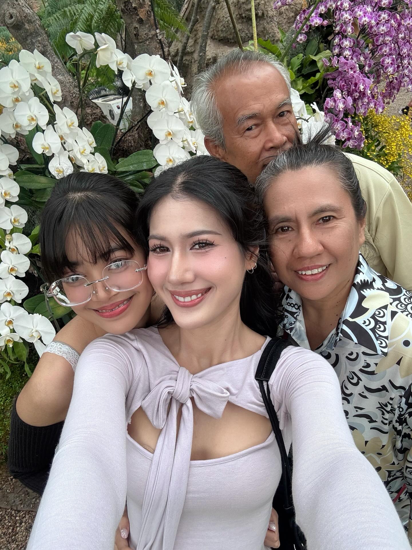 พิ้งค์พลอย - ปภาวดี ชาญสมอน