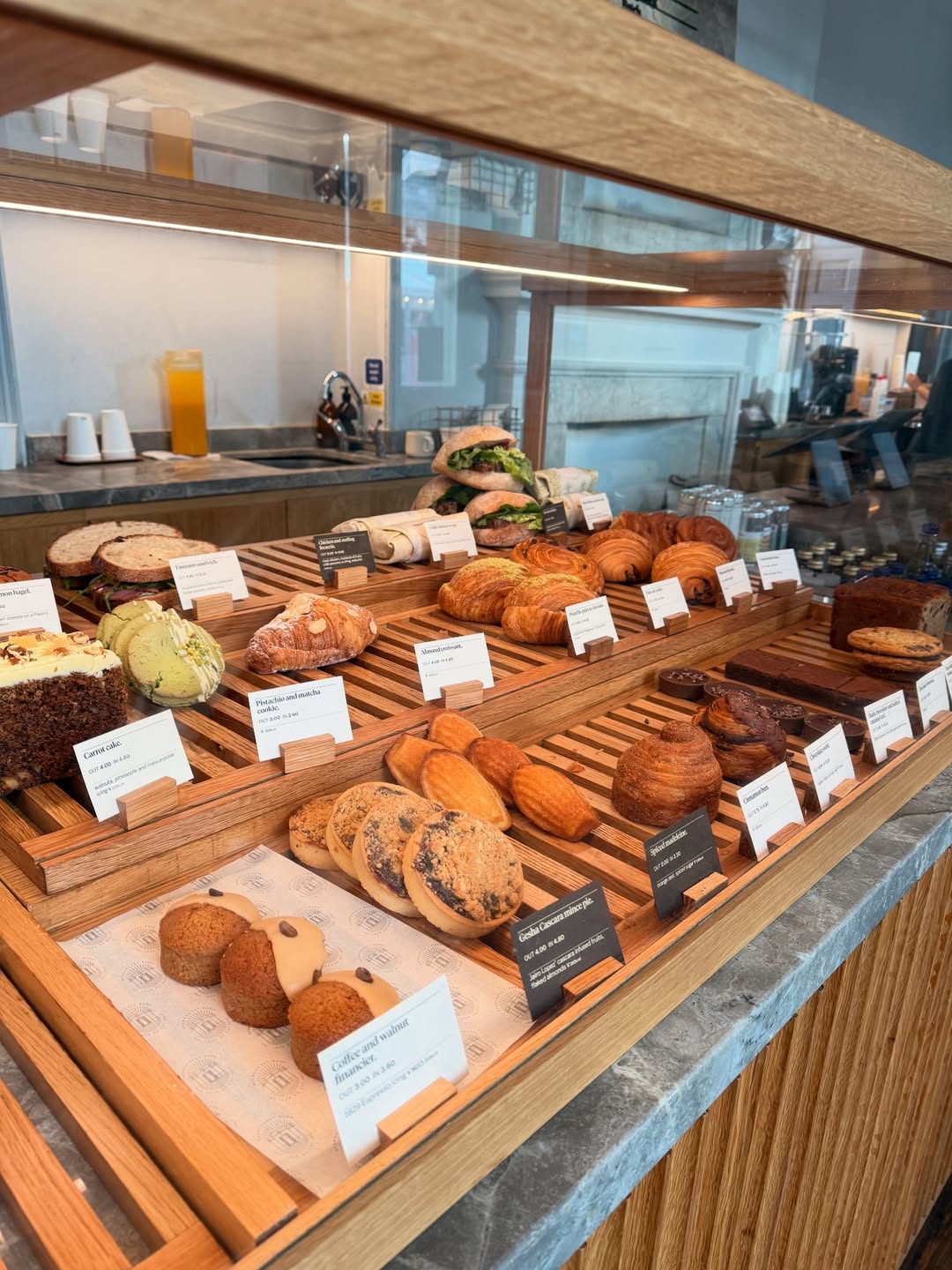 แม็กกี้ - อาภา ภาวิไล