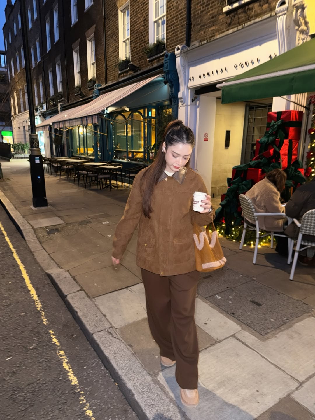 แม็กกี้ - อาภา ภาวิไล