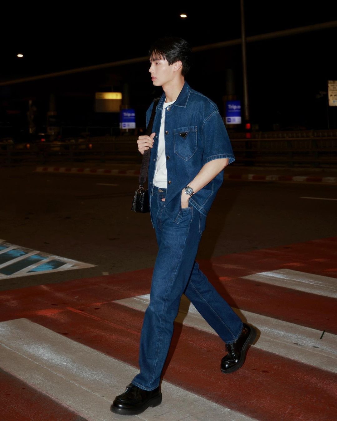 วิน - เมธวิน โอภาสเอี่ยมขจร