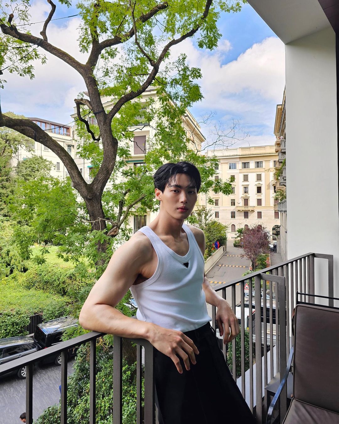 วิน - เมธวิน โอภาสเอี่ยมขจร