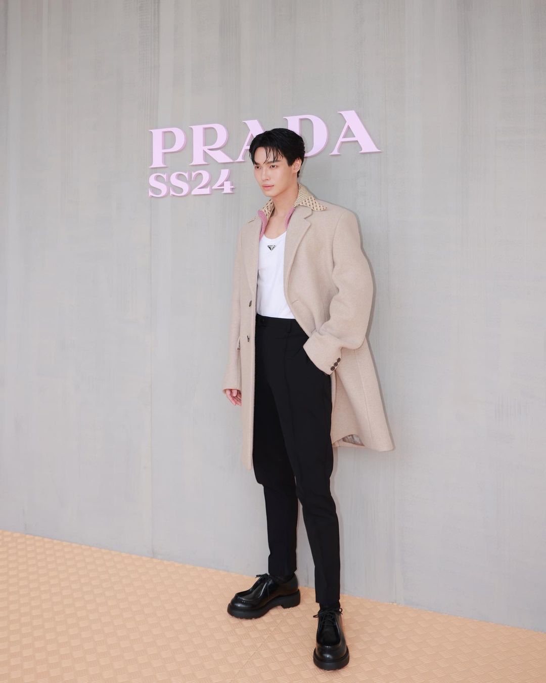 วิน - เมธวิน โอภาสเอี่ยมขจร