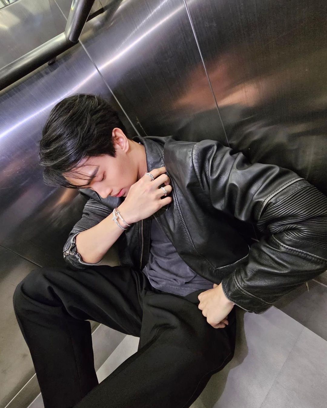 วิน - เมธวิน โอภาสเอี่ยมขจร